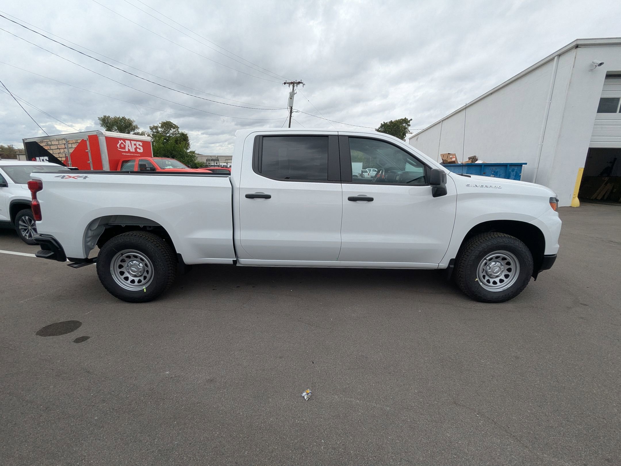 2026 Chevrolet Silverado 1500 photo 3