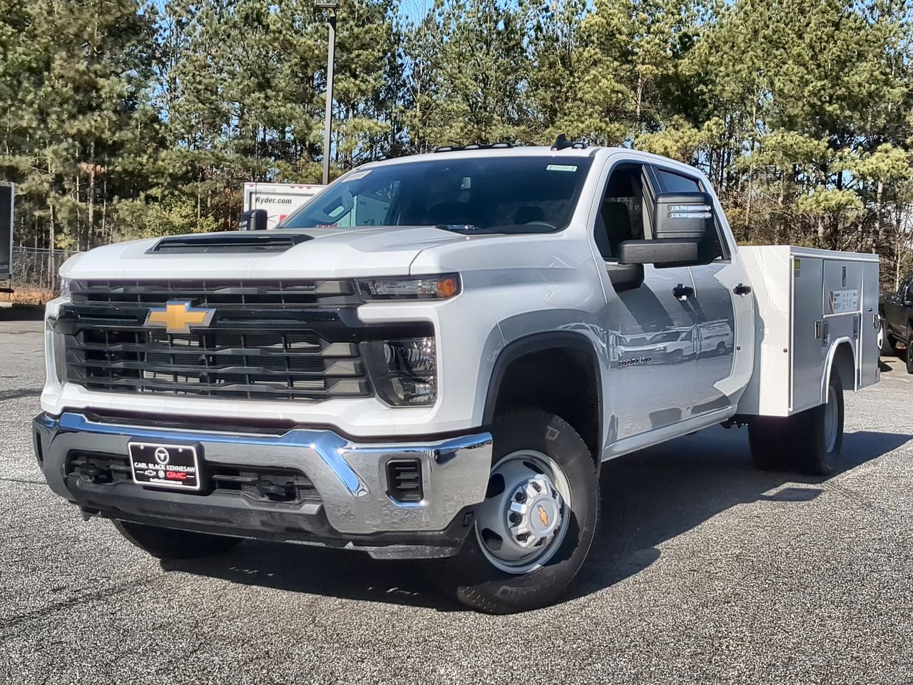 2024 Chevrolet Silverado 4500 Medium Duty Chassis Cab Work Truck's photo