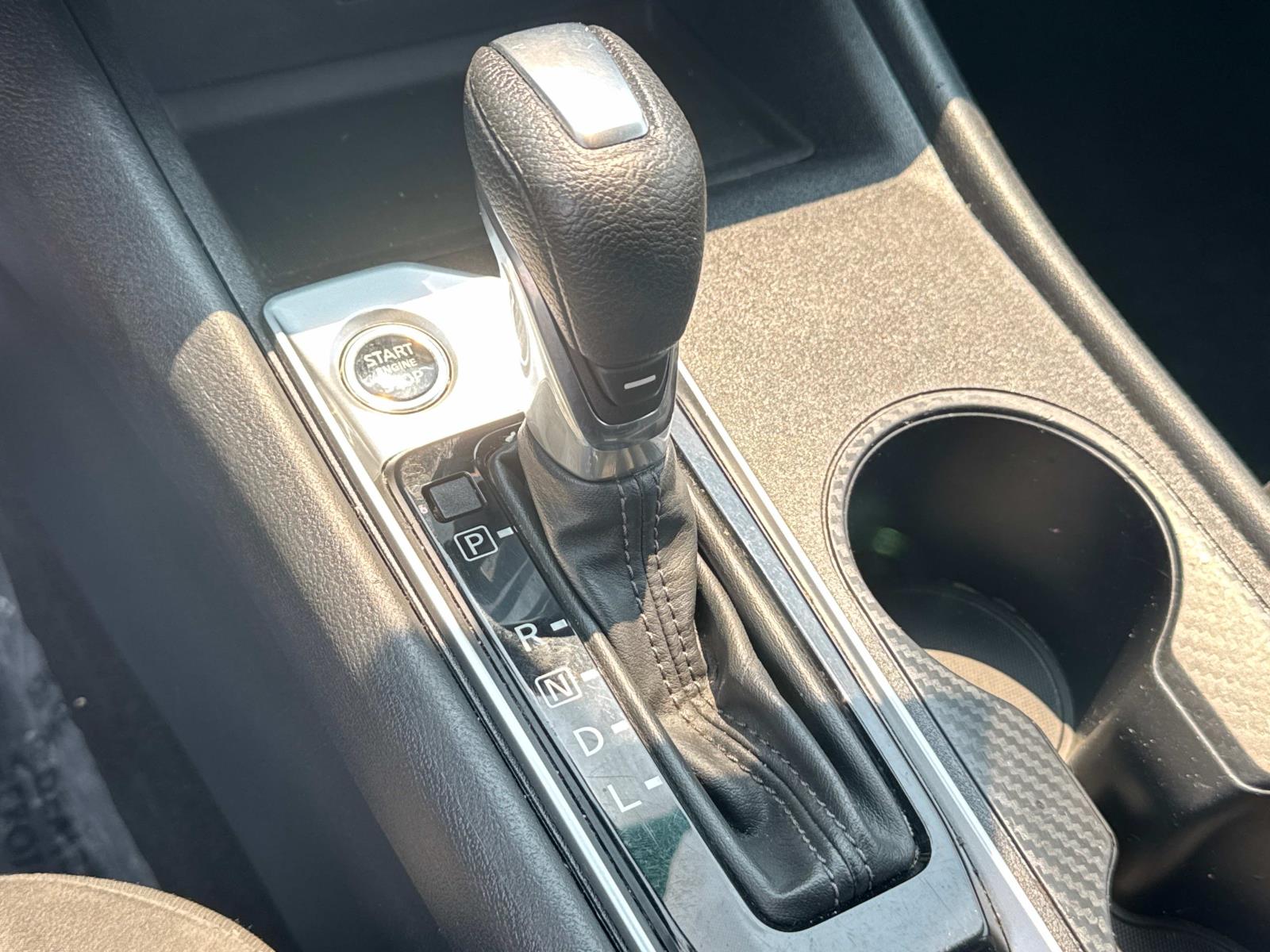 2021 Nissan Altima 2.5 S photo 9