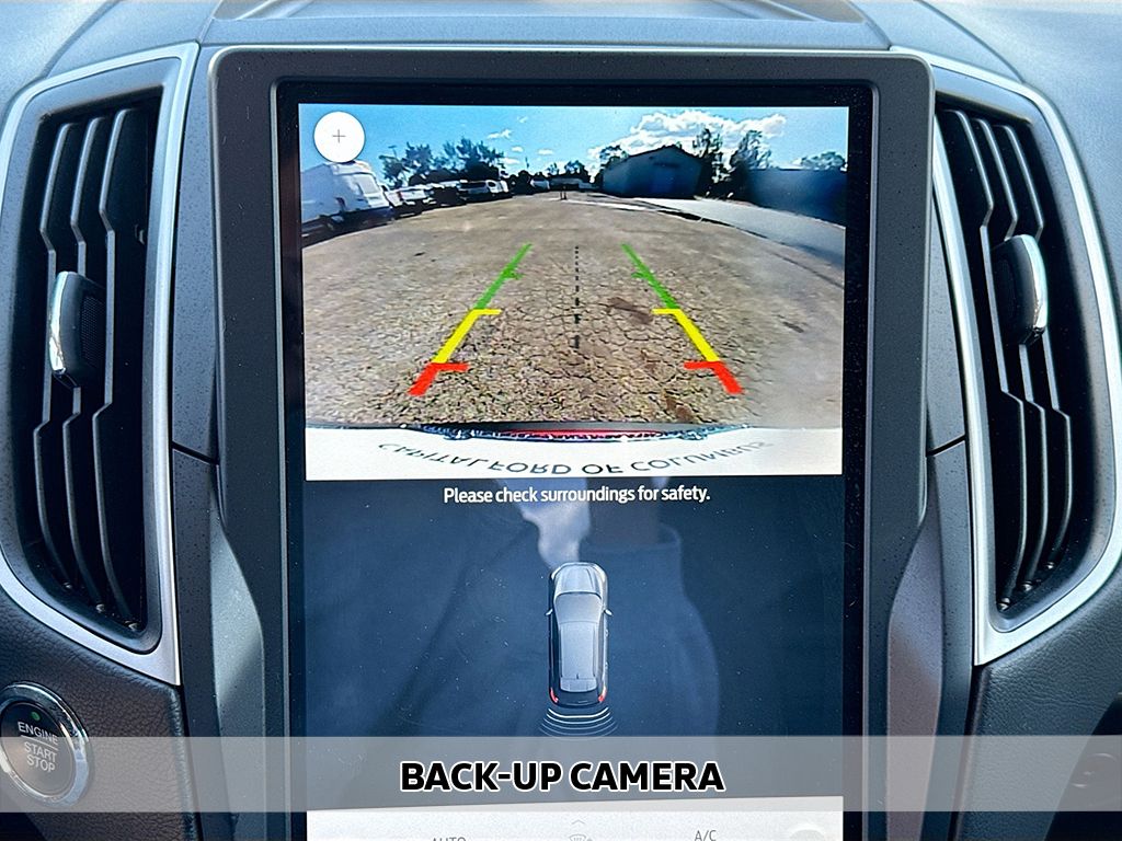 2024 Ford Edge SEL photo 4