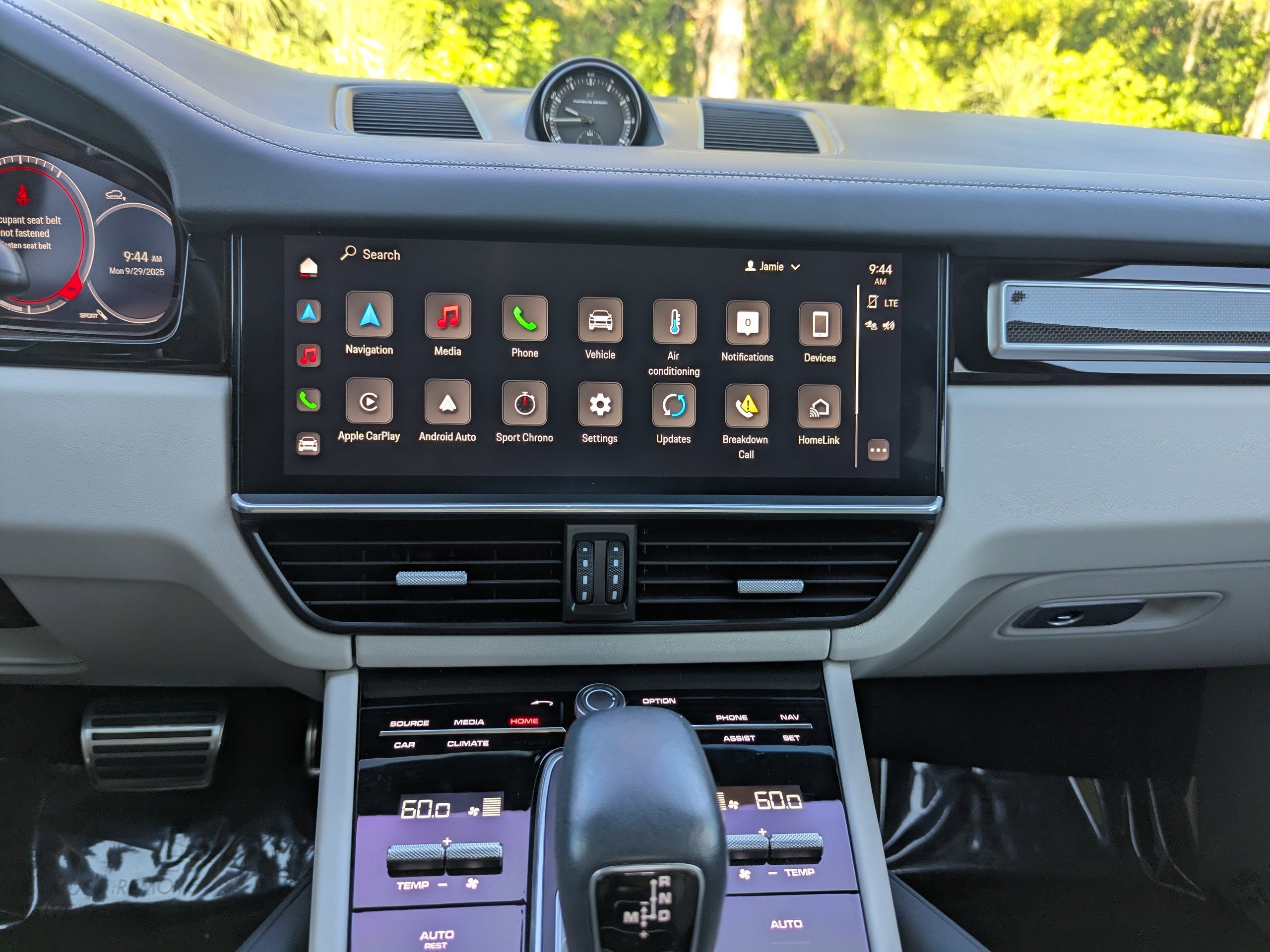 2023 Porsche Cayenne GTS Coupe photo 25