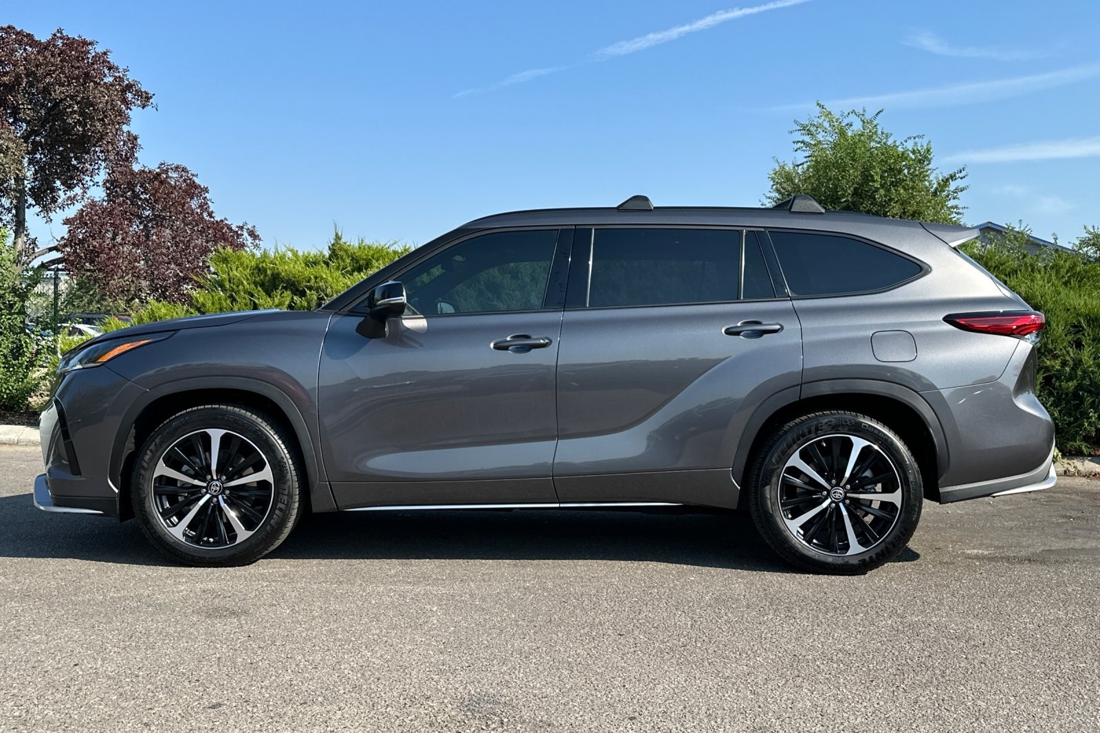 2021 Toyota Highlander XSE photo 7