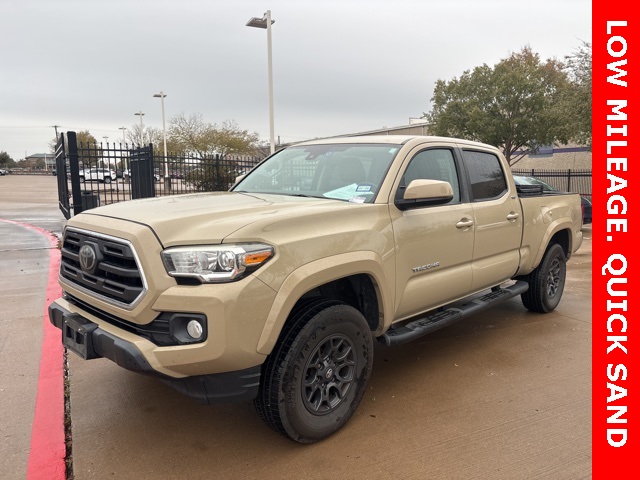 2018 Toyota Tacoma SR5's photo
