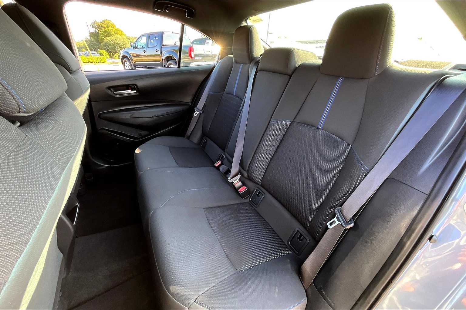 2022 Toyota Corolla SE photo 20