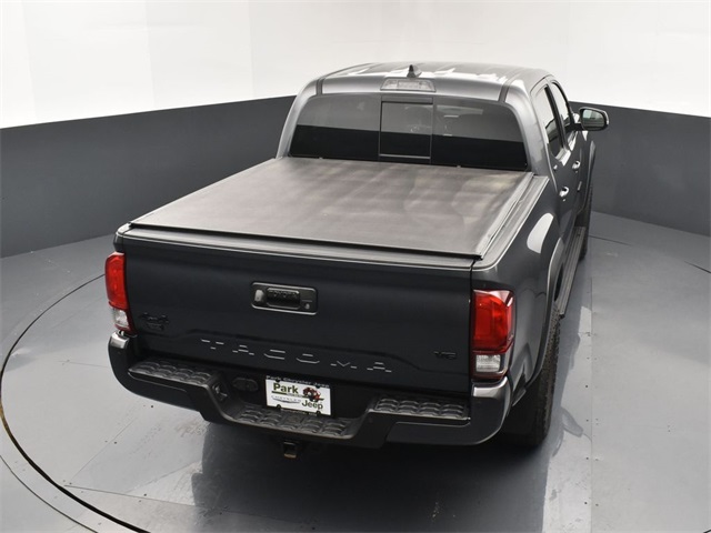 2023 Toyota RAV4 SR5 photo 16