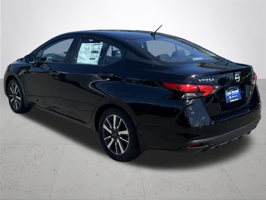 2025 Nissan Versa 1.6 S photo 10