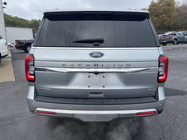 2022 Ford Expedition MAX Limited photo 3