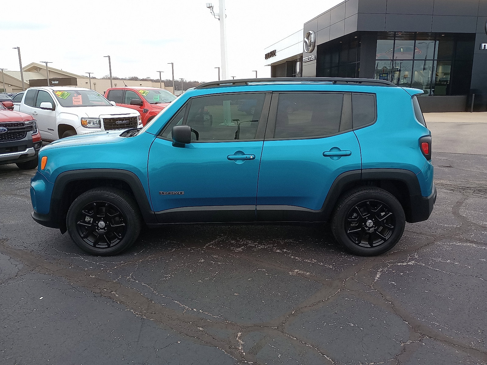 2022 Jeep Renegade Latitude photo 4