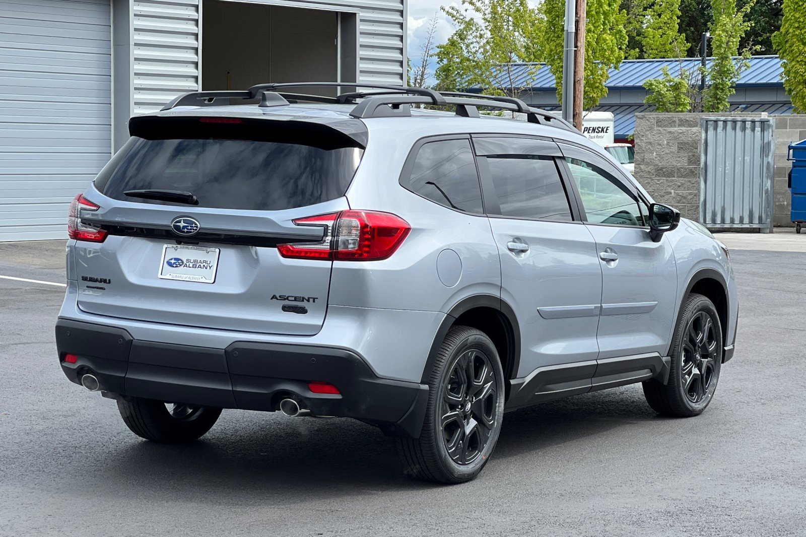 2025 Subaru Ascent Onyx Edition Touring photo 4
