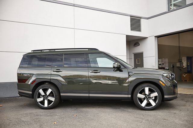 2024 Hyundai Santa Fe Limited photo 3