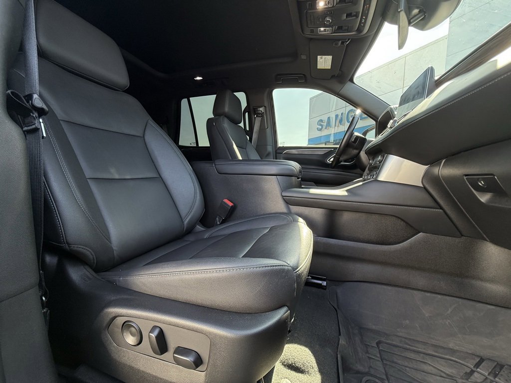 2023 Chevrolet Tahoe LT photo 8
