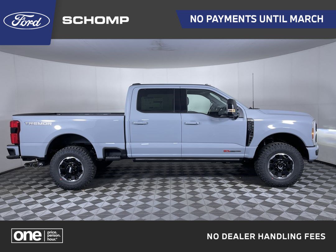 2026 Ford F-250 Super Duty Platinum's photo