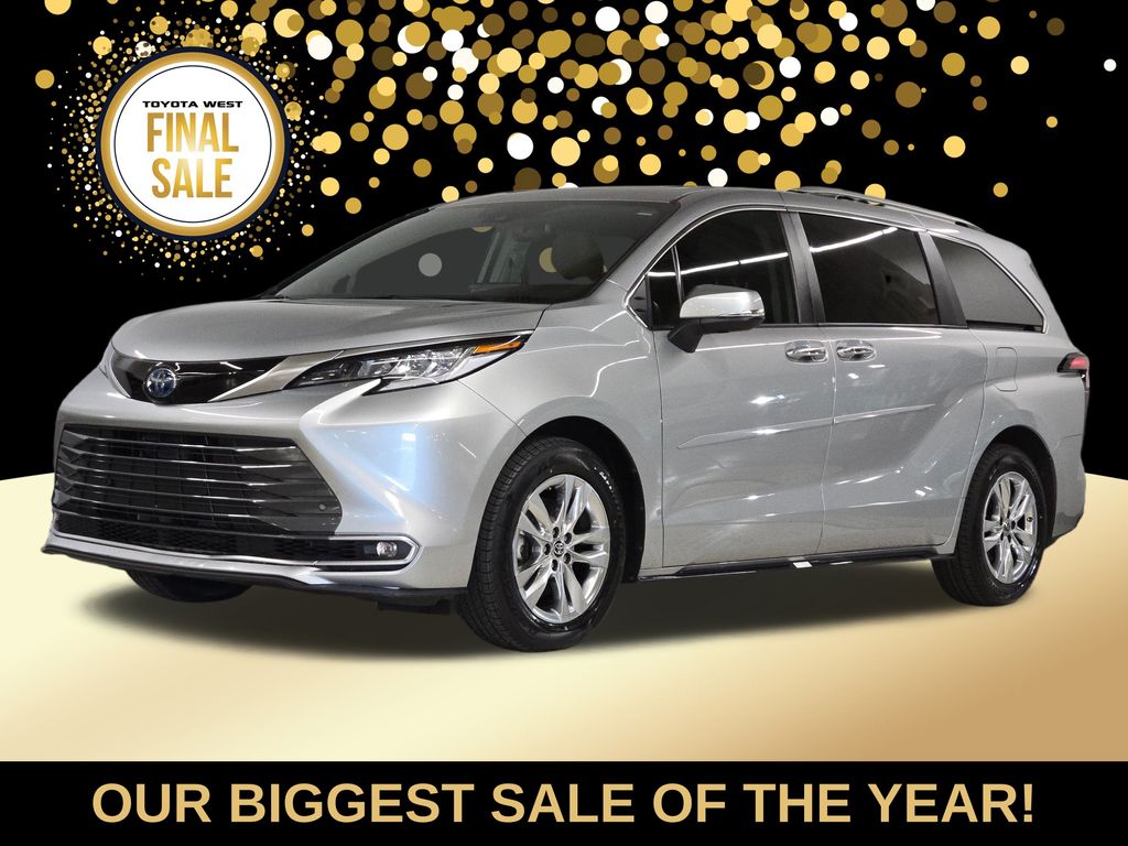 2024 Toyota Sienna Limited's photo