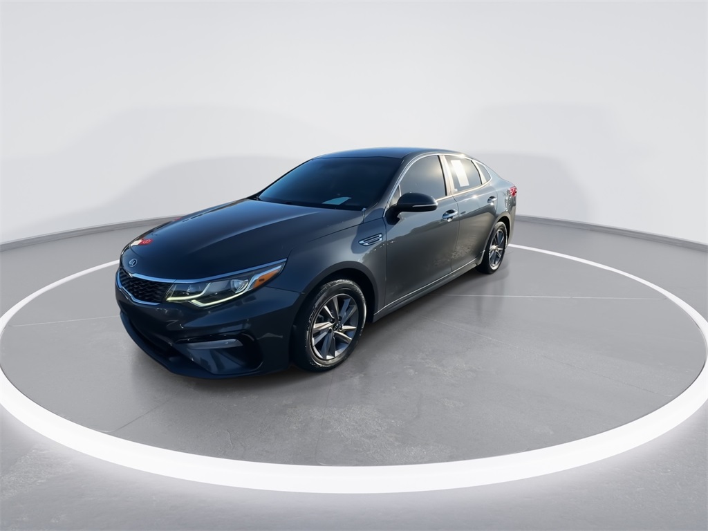 2020 Kia Optima LX photo 4