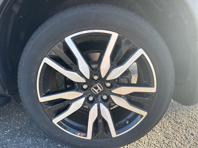 2022 Honda Pilot Touring photo 9