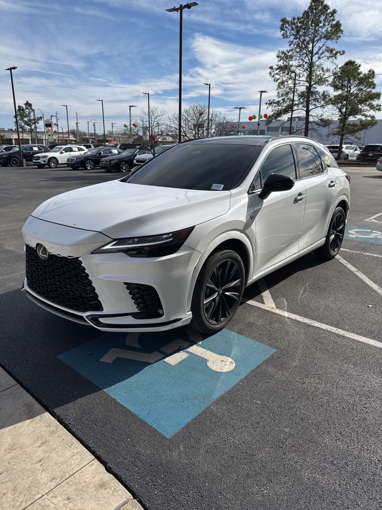 2024 Lexus RX Hybrid 500h's photo