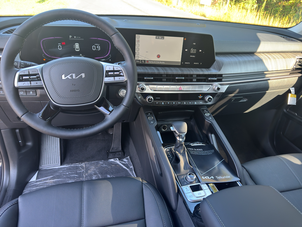2025 Kia Telluride EX photo 7