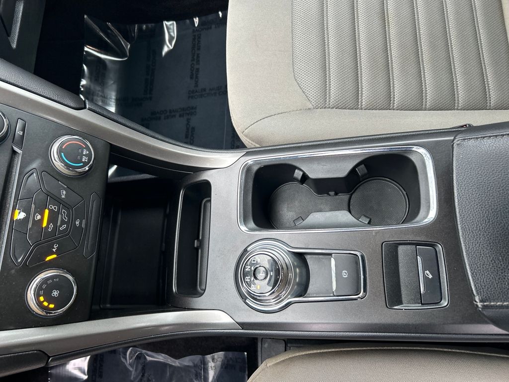 2017 Ford Fusion SE photo 12
