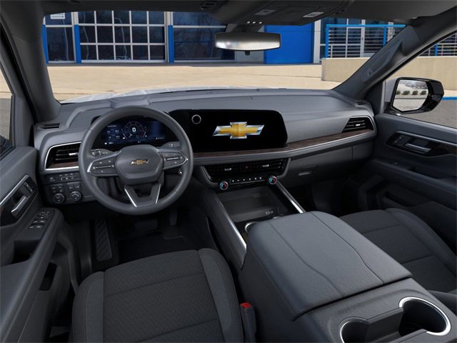 2025 Chevrolet Suburban LS photo 14