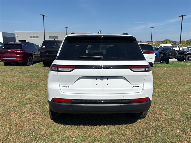 2025 Jeep Grand Cherokee Limited photo 4