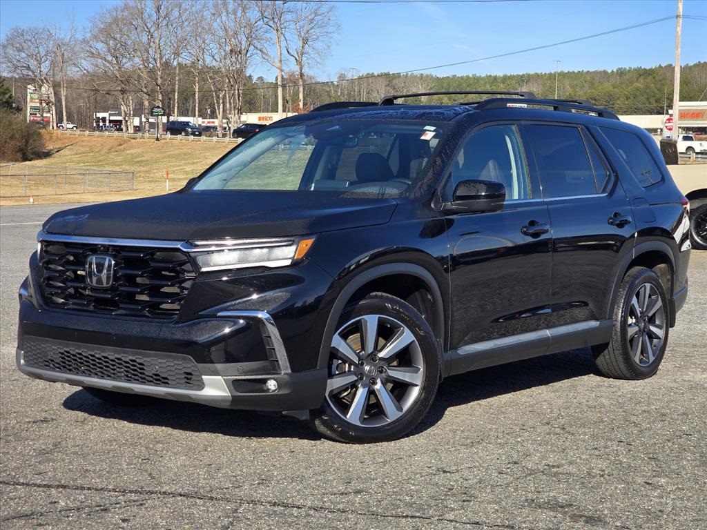 2023 Honda Pilot Elite's photo