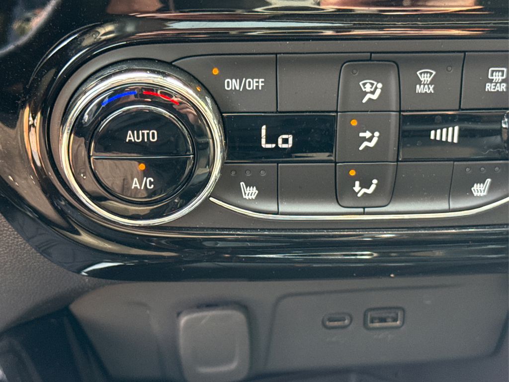 2024 Chevrolet Trax ACTIV photo 30