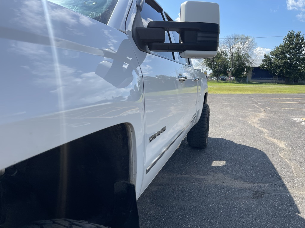 2015 Chevrolet Silverado 2500HD LTZ photo 13