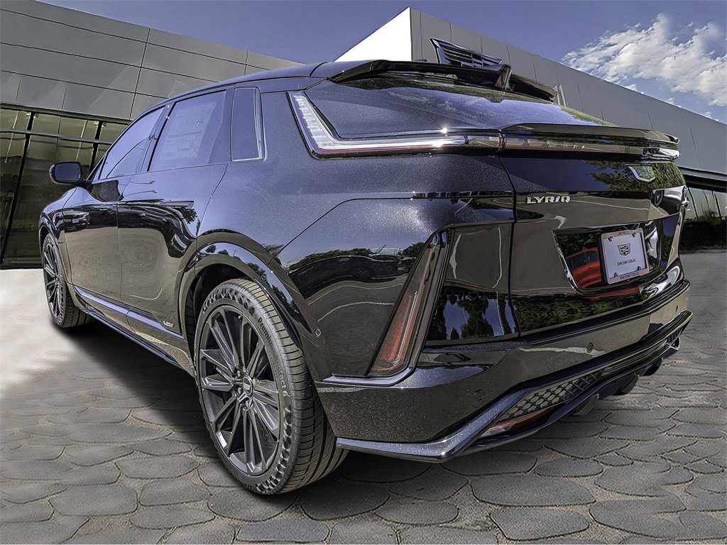 2026 Cadillac Lyriq photo 3