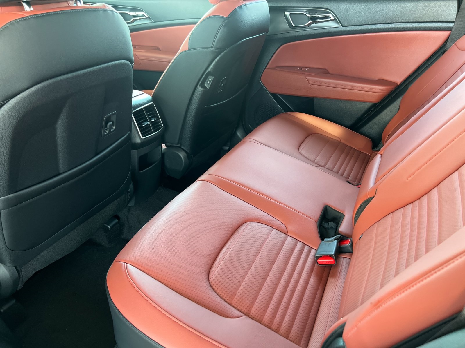 2026 Kia Sportage Hybrid photo 11