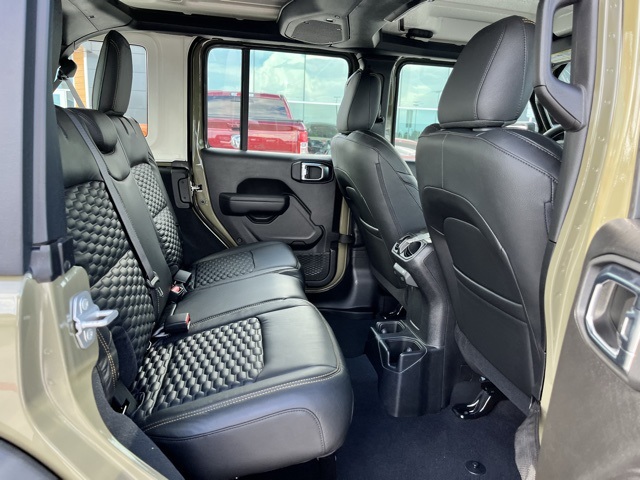 2025 Jeep Wrangler Sport photo 17