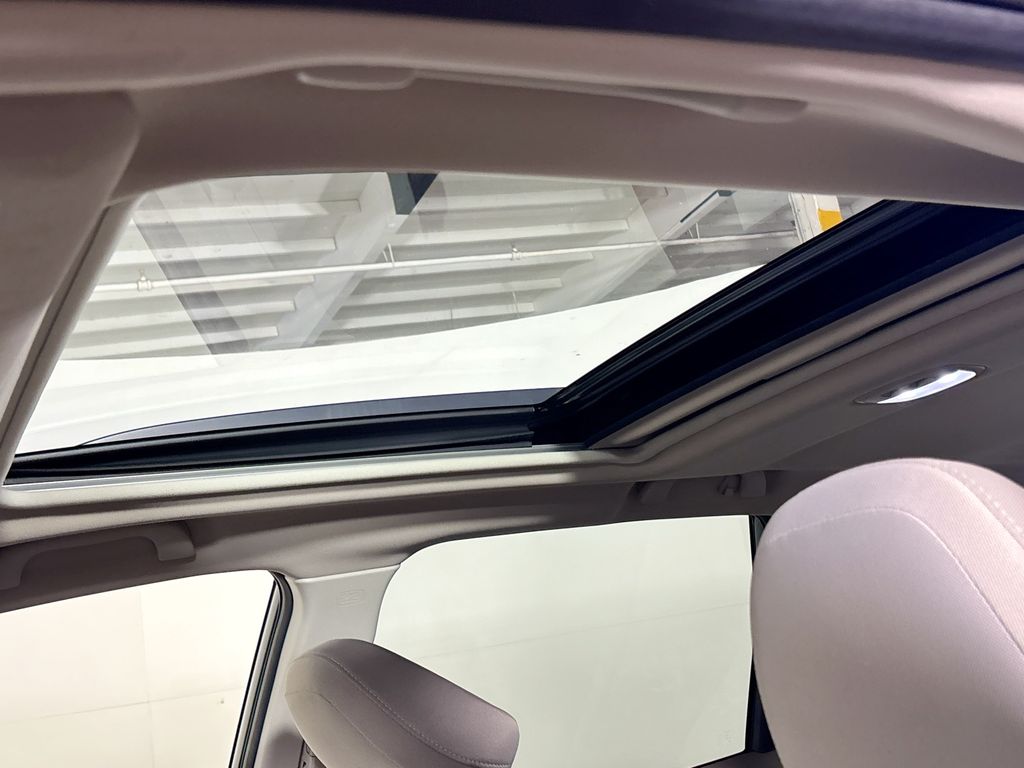 2024 Subaru Forester Premium photo 15