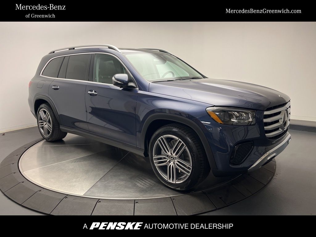 2026 Mercedes-Benz GLS Base's photo