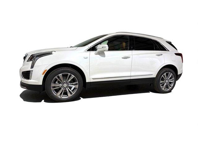 2025 Cadillac XT5 Premium Luxury photo 2