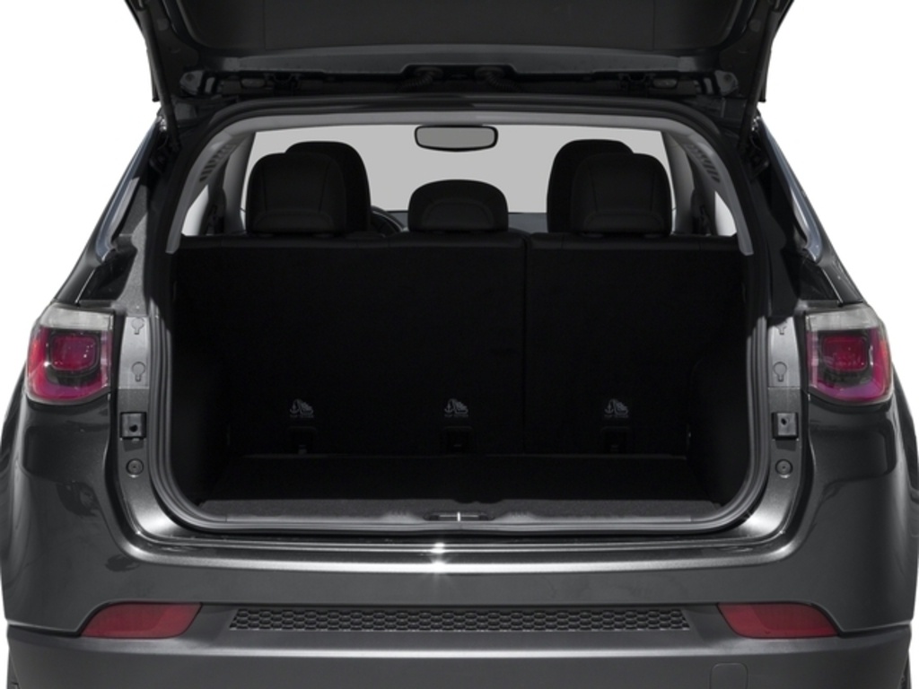 2018 Jeep Compass North Edition Latitude photo 10
