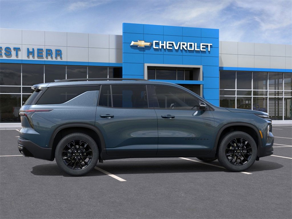 2026 Chevrolet Traverse photo 4