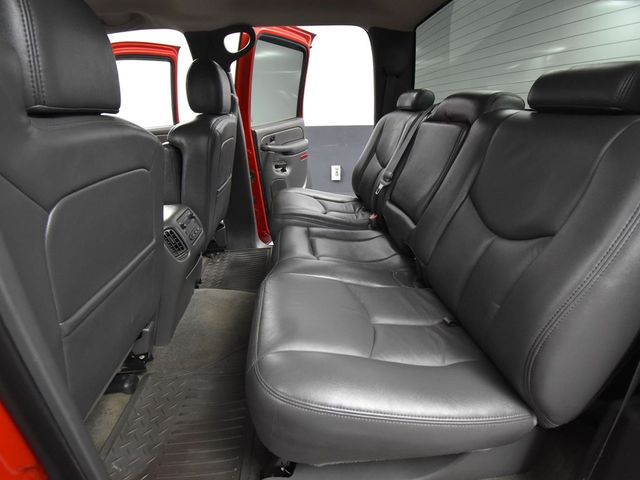 2005 Gmc Sierra SLT photo 26