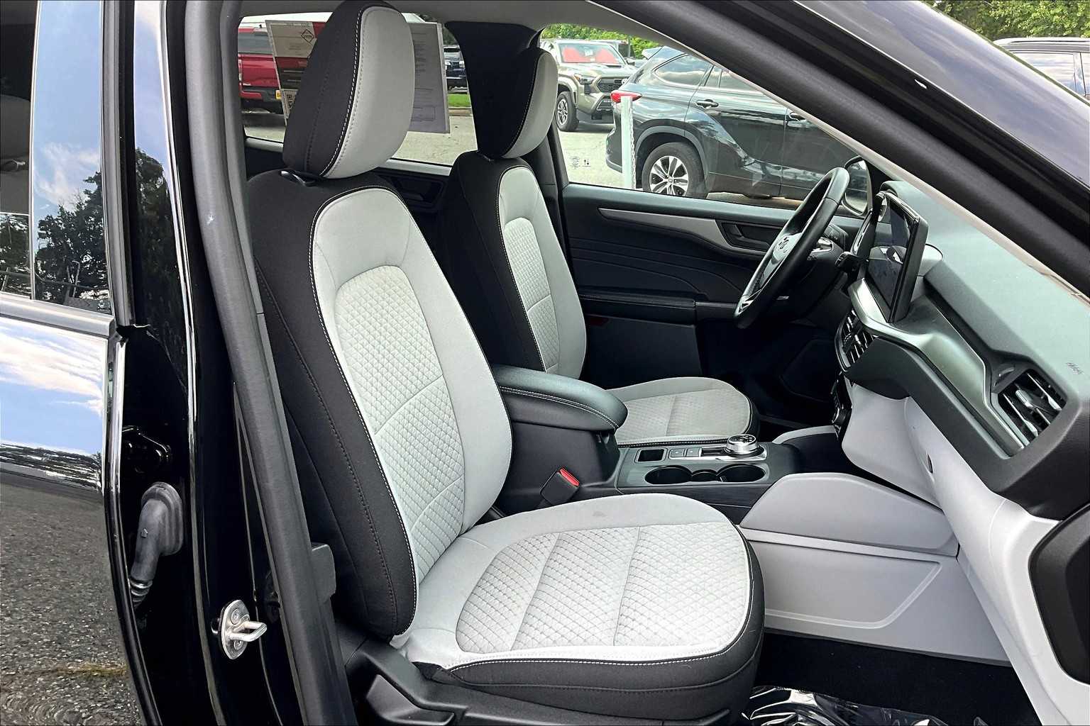2023 Ford Escape Active photo 8