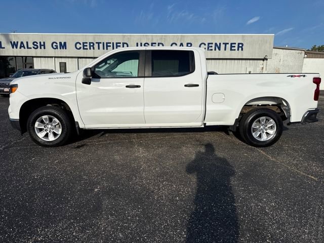 2023 Chevrolet Silverado 1500 photo 3