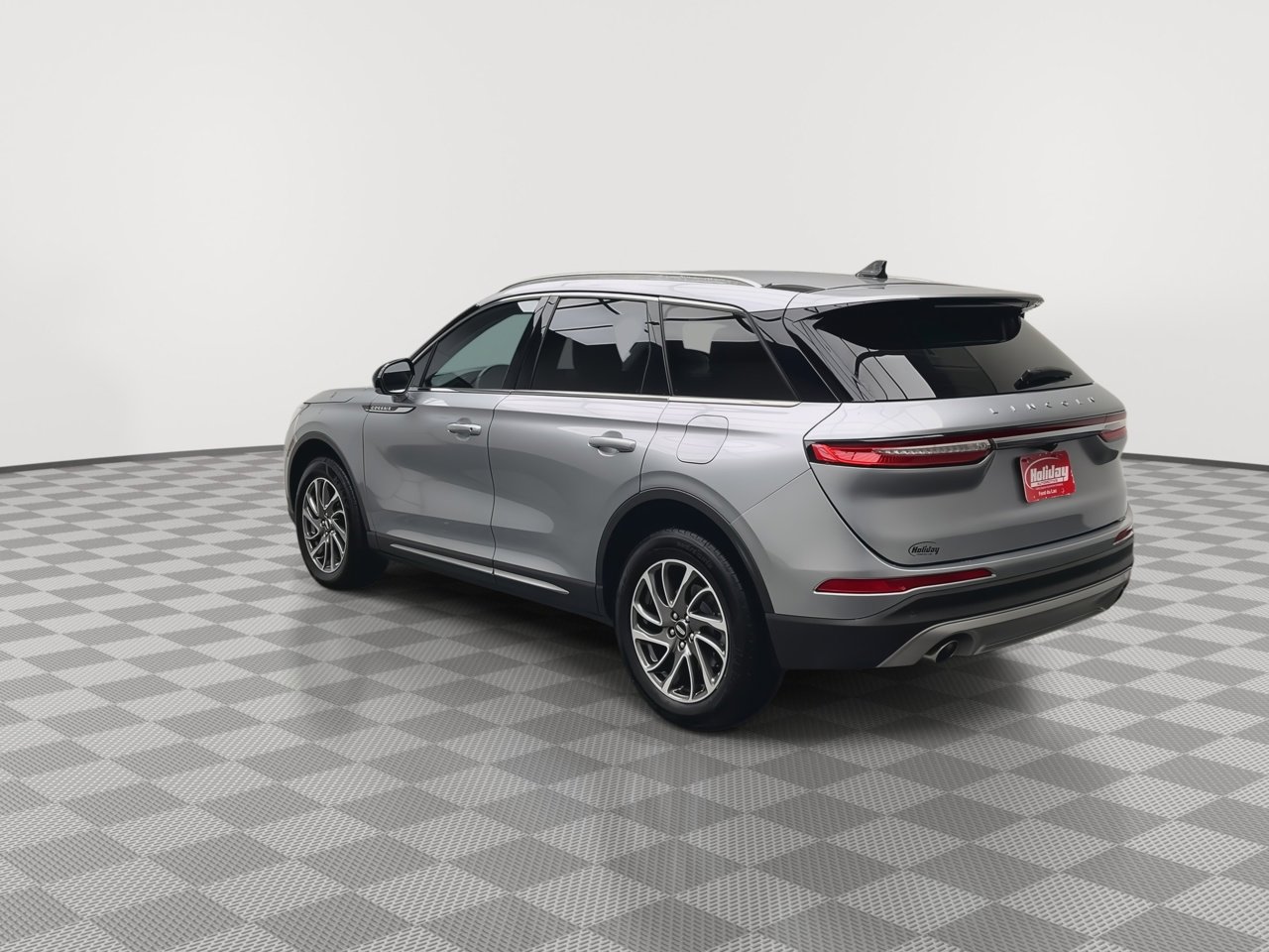 2022 Lincoln Corsair Standard photo 2