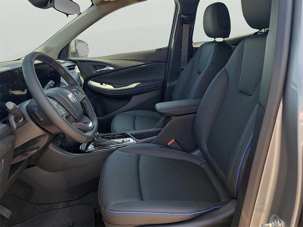 2026 Buick Encore GX Sport Touring photo 14