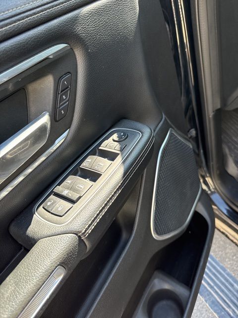 2022 Ram 1500 Laramie photo 12
