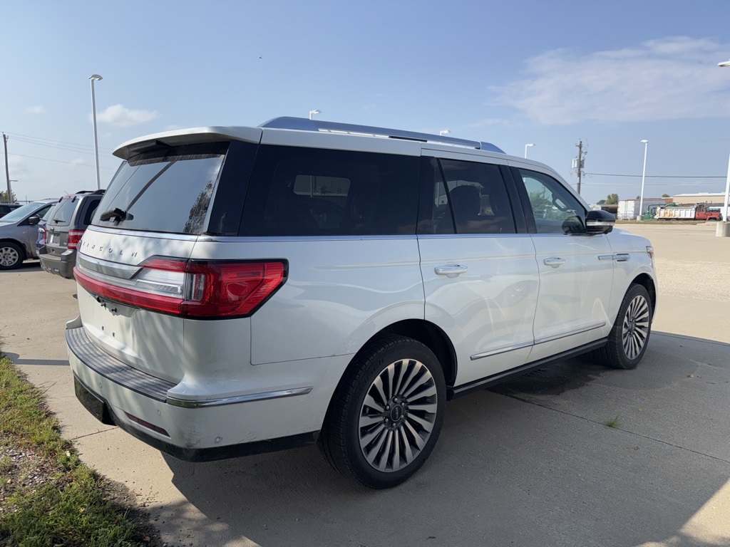 2020 Lincoln Navigator Reserve photo 3