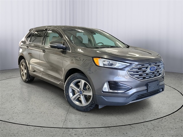 2019 Ford Edge SEL's photo