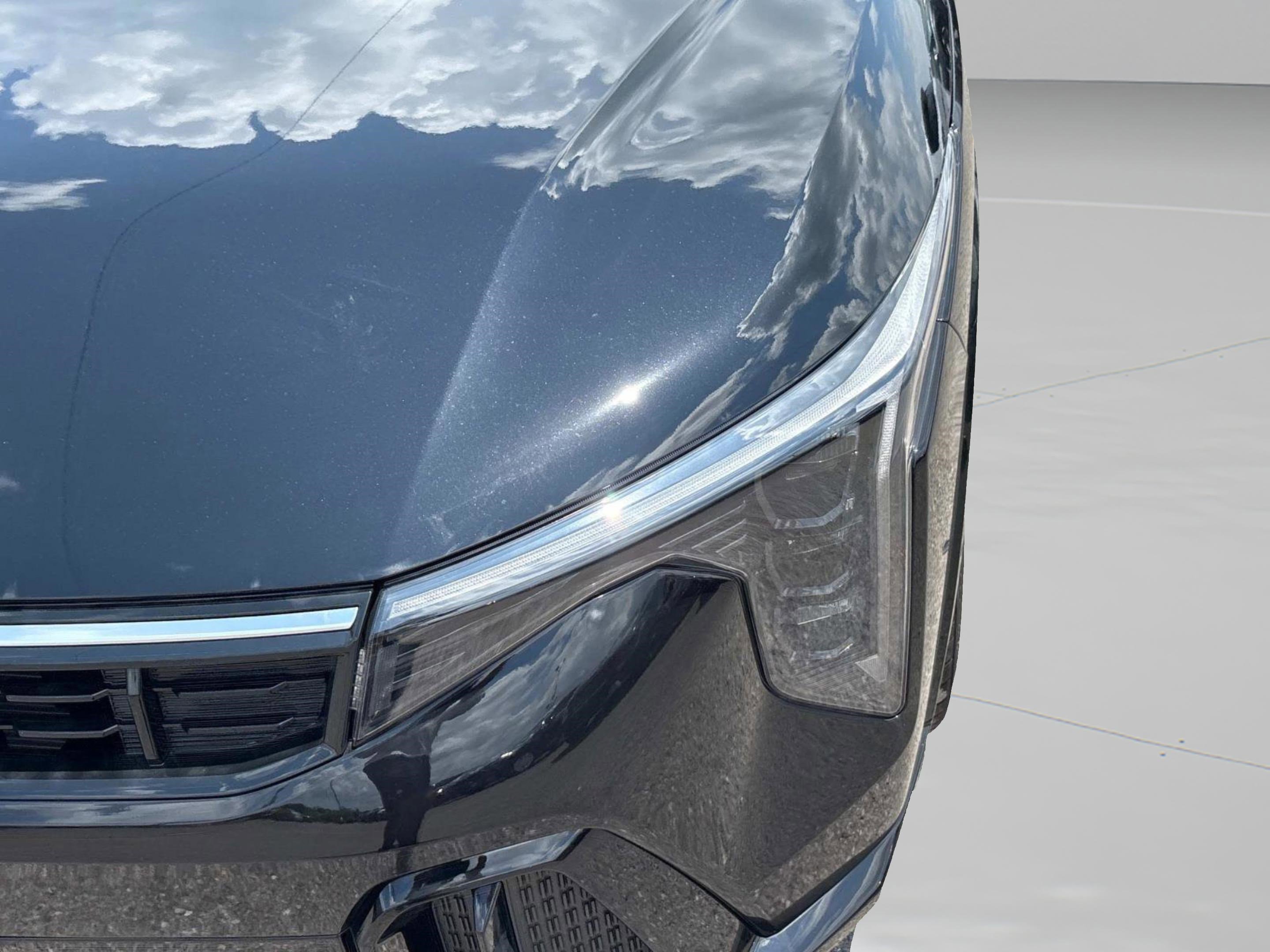 2025 Kia K4 GT-Line photo 10