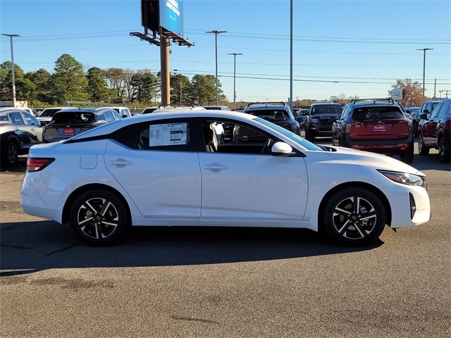 2025 Nissan Sentra SV photo 2
