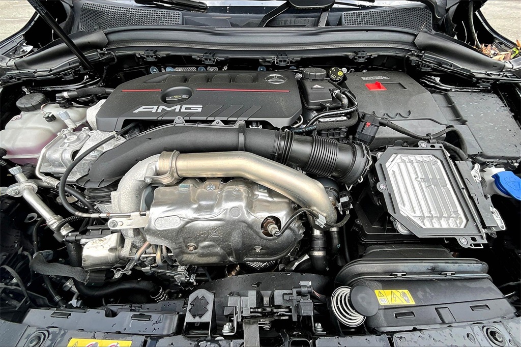 2024 Mercedes Benz GLA 35 AMG 4MATIC photo 9