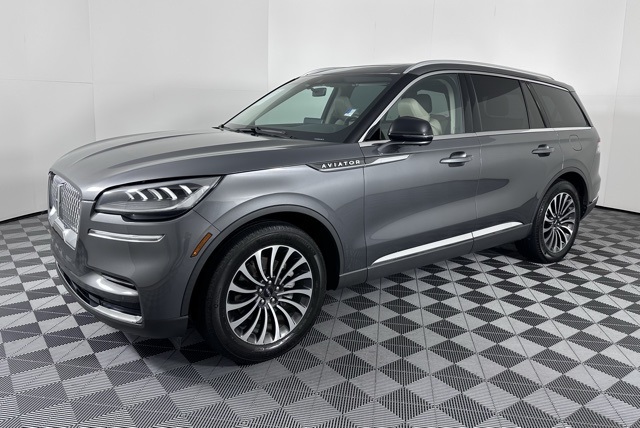 2023 Lincoln Aviator Reserve photo 3