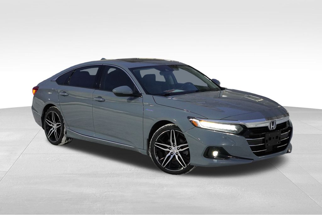 2022 Honda Accord Hybrid Touring's photo