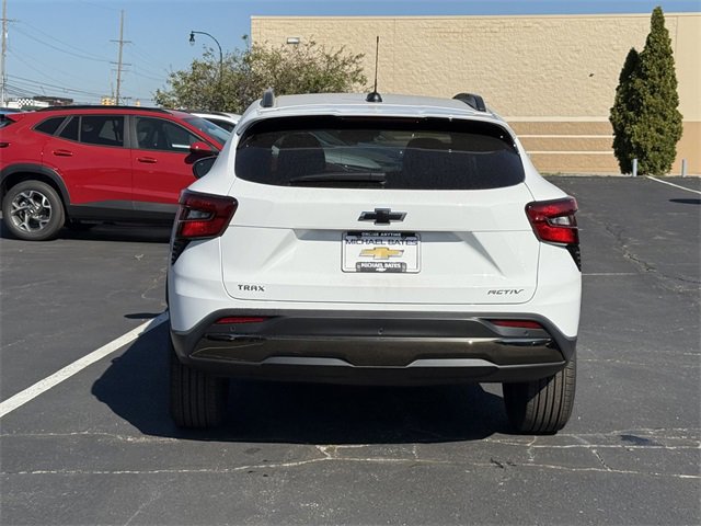 2026 Chevrolet Trax ACTIV photo 3