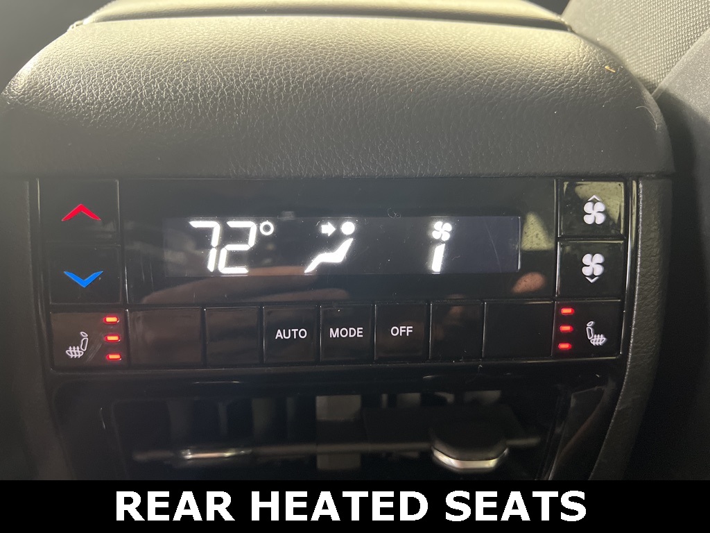 2021 Jeep Grand Cherokee Limited photo 2